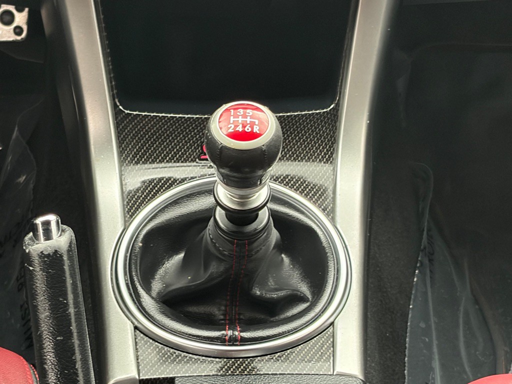2016 Subaru WRX Image 24