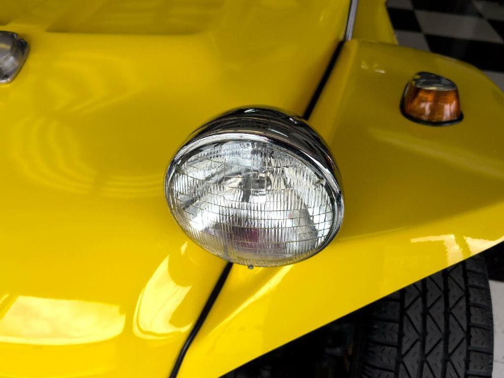 1970 Volkswagen Beetle Image 21