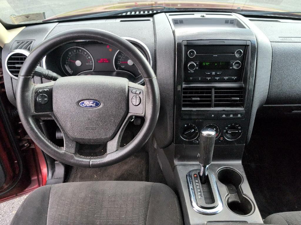 2010 Ford Explorer Image 12