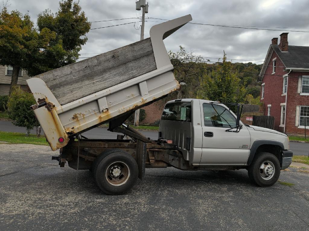 2005 Chevrolet Silverado 1500 Image 4