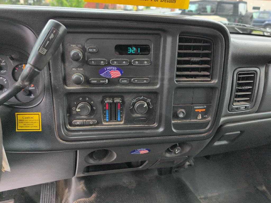 2005 Chevrolet Silverado 1500 Image 15