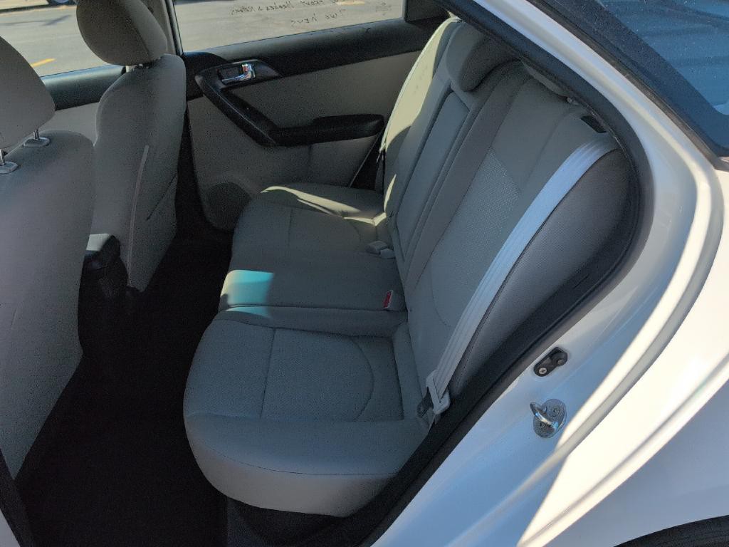 2013 Kia Forte Image 7