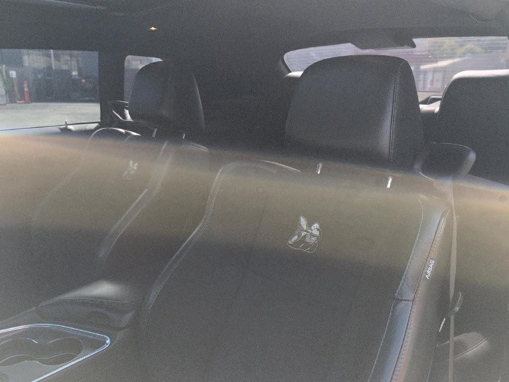 2016 Dodge Challenger Image 17
