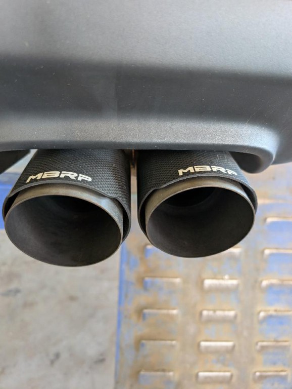 2016 Dodge Challenger Image 22