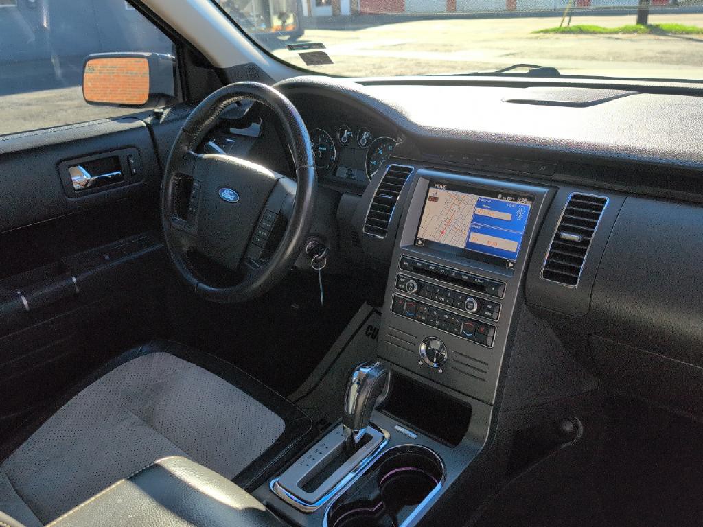 2011 Ford Flex Image 12