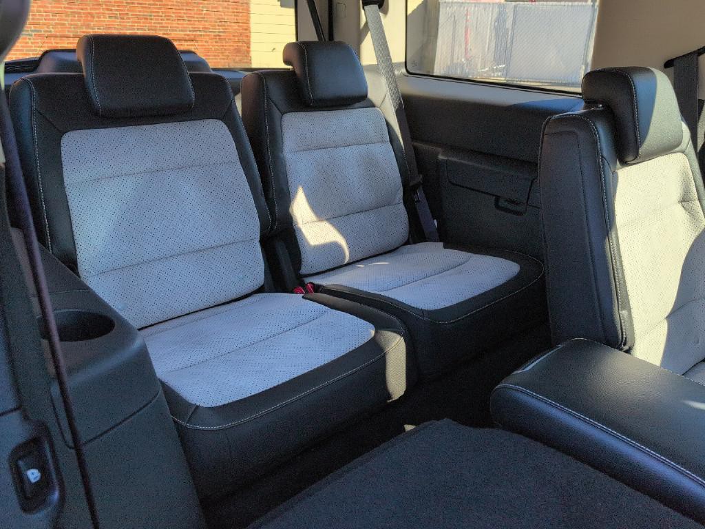 2011 Ford Flex Image 16