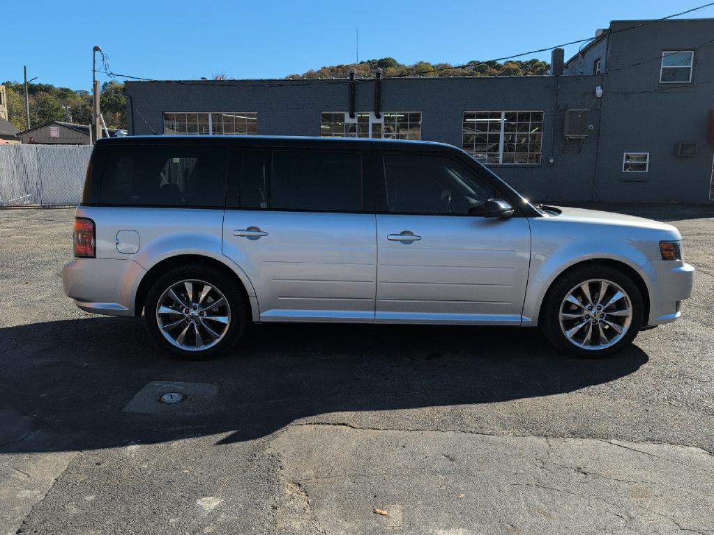 2011 Ford Flex Image 18