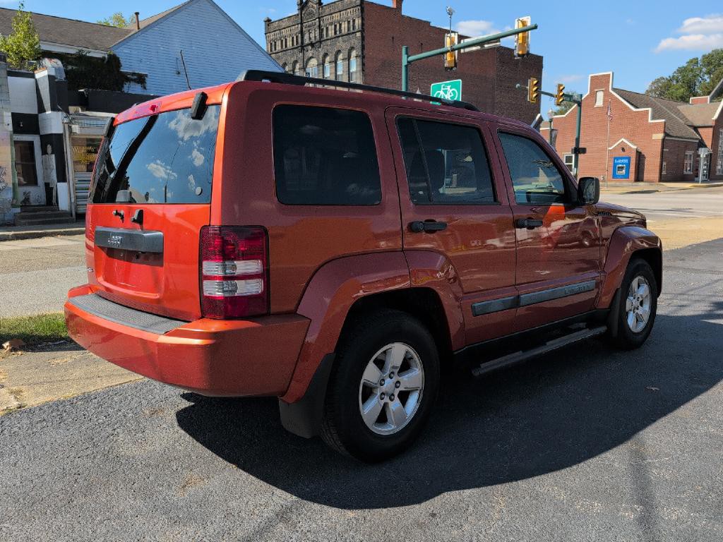 2009 Jeep Liberty Image 3