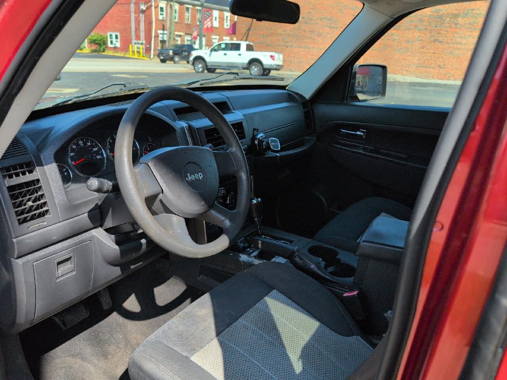 2009 Jeep Liberty Image 5