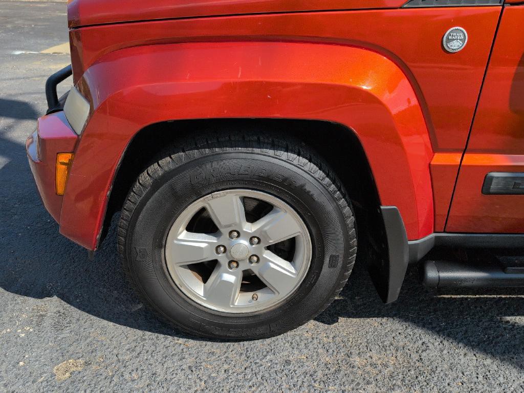 2009 Jeep Liberty Image 9