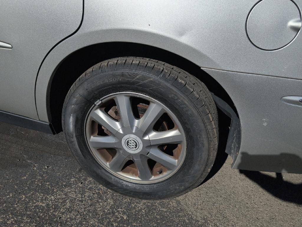 2008 Buick Lacrosse Image 6