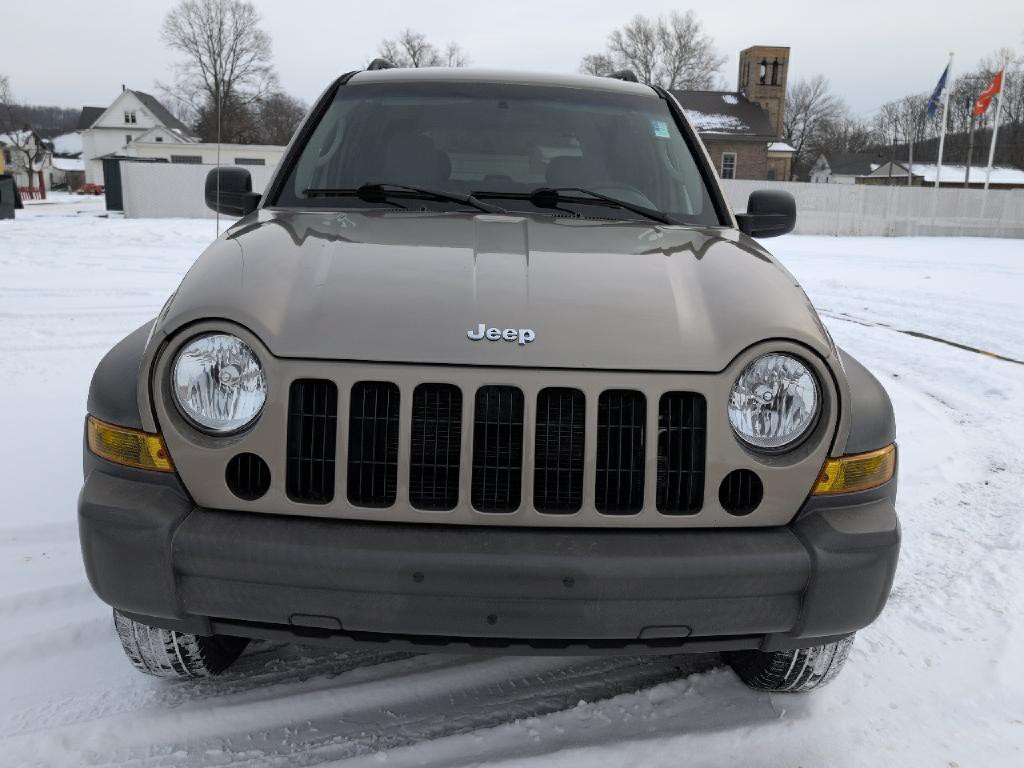 2007 Jeep Liberty Image 5