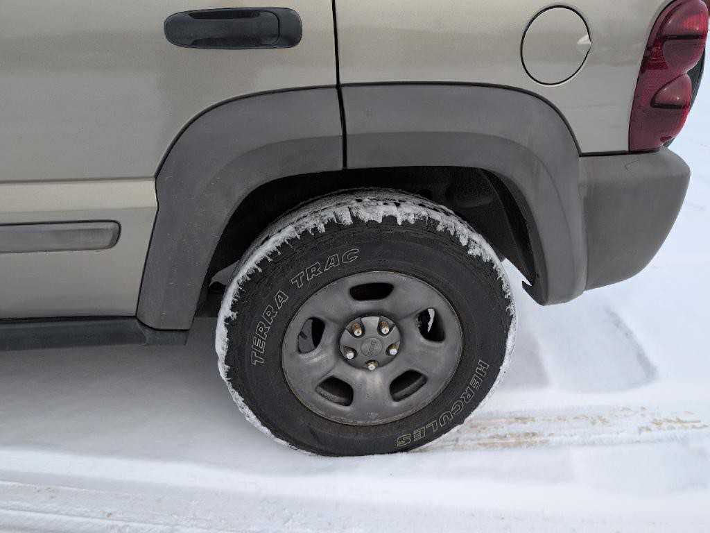 2007 Jeep Liberty Image 7