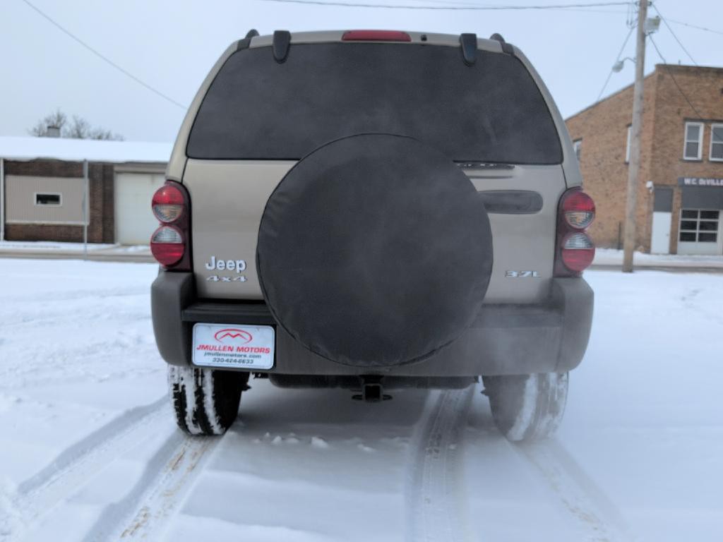 2007 Jeep Liberty Image 8
