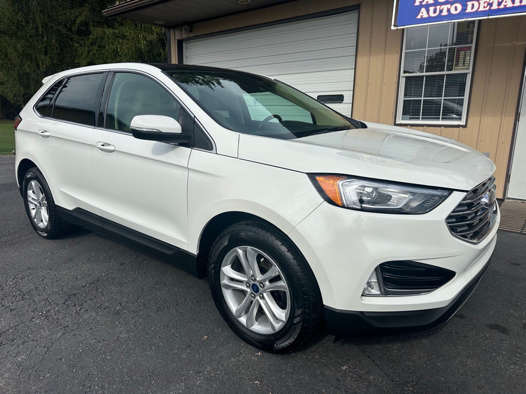 2020 Ford Edge Image 2