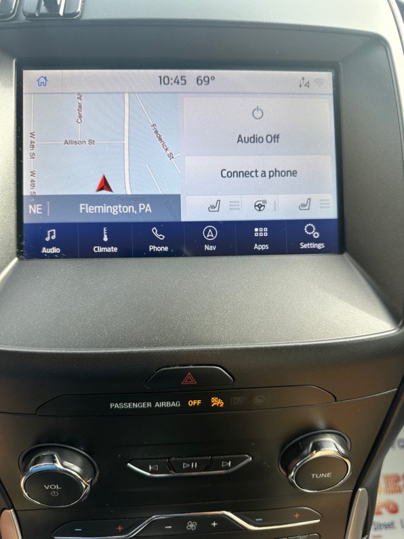 2020 Ford Edge Image 7