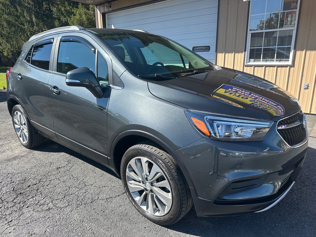 2017 Buick Enclave Image 2