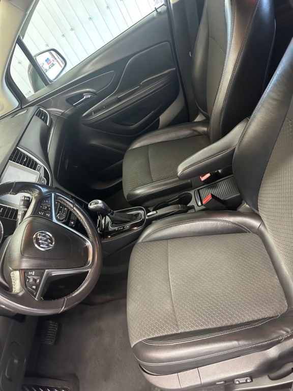 2017 Buick Enclave Image 12