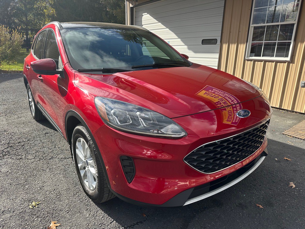 2020 Ford Escape Image 2