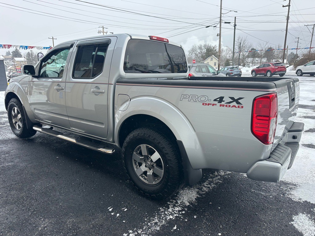 2012 Nissan Frontier Image 4