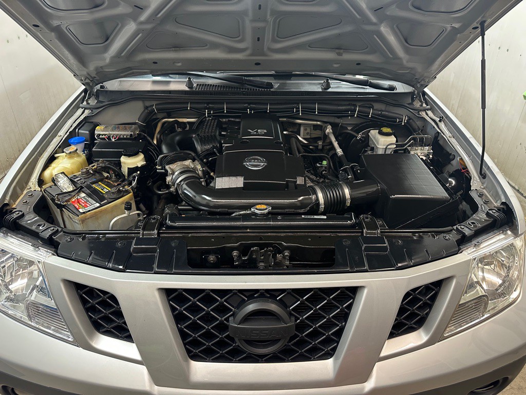 2012 Nissan Frontier Image 6