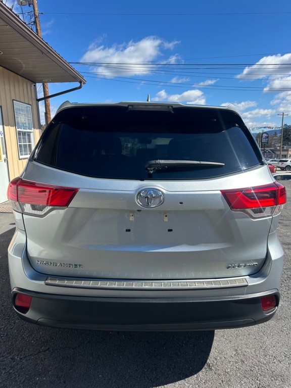 2019 Toyota Highlander Image 5