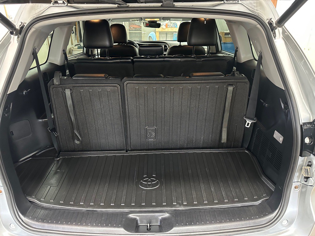 2019 Toyota Highlander Image 13