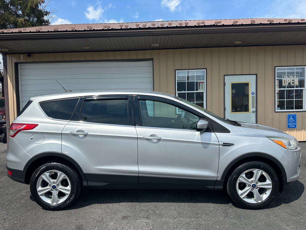 2014 Ford Escape Image 1