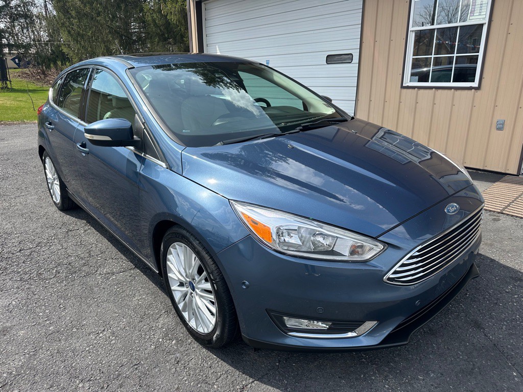 2018 Ford Focus Image 2