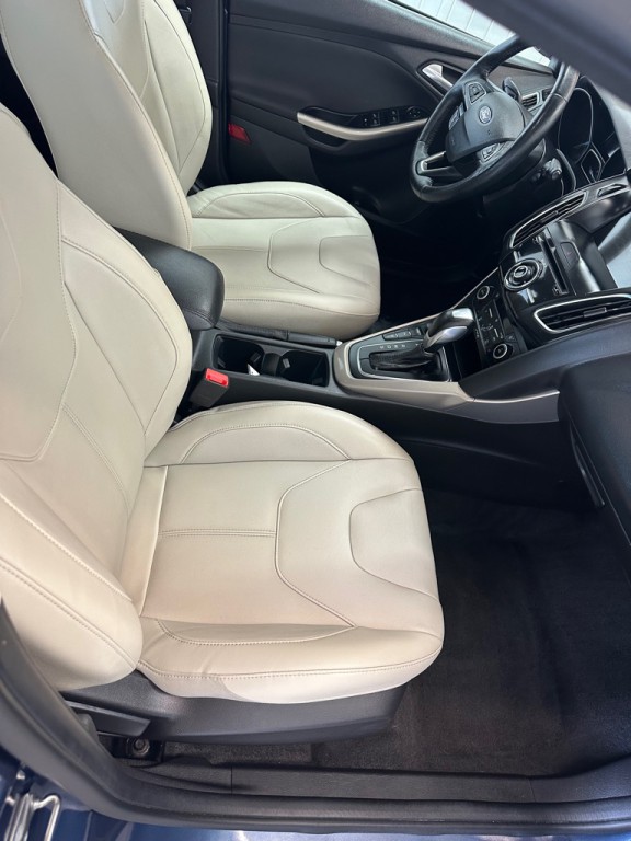 2018 Ford Focus Image 9
