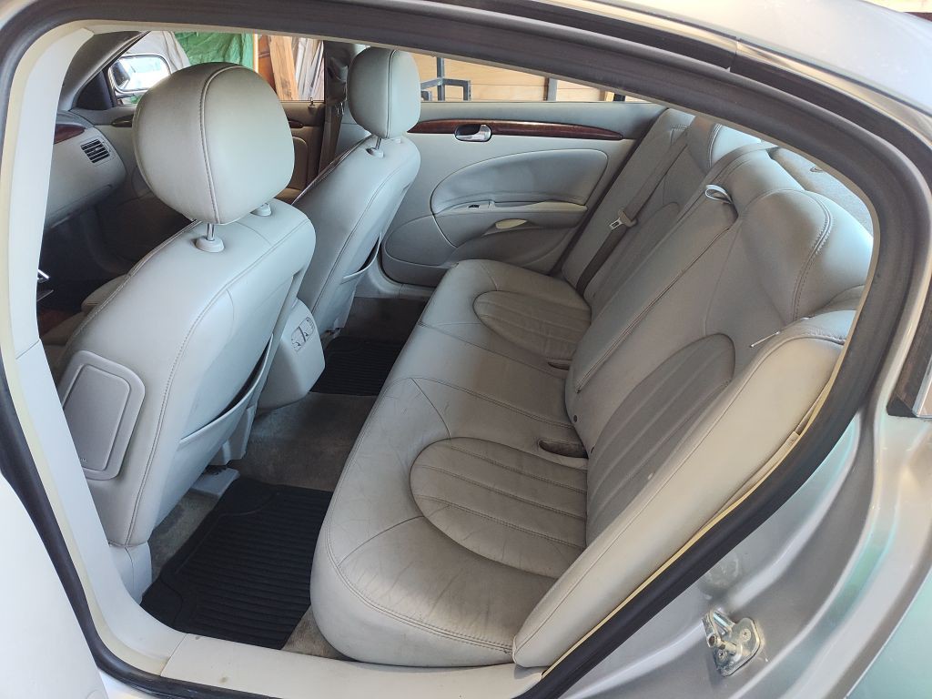 2006 Buick Lucerne Image 6