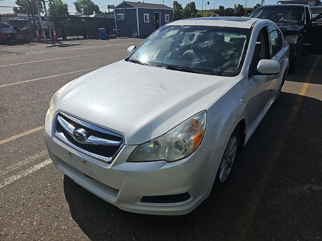 2012 Subaru Legacy Image 1