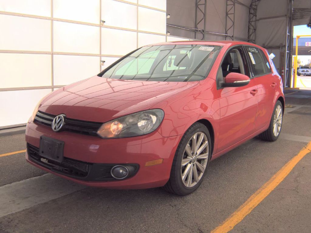 2012 Volkswagen Golf Image 1