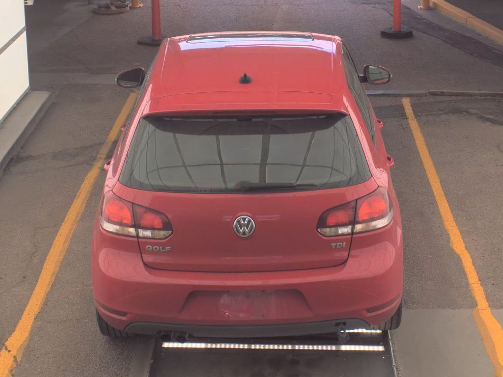 2012 Volkswagen Golf Image 5