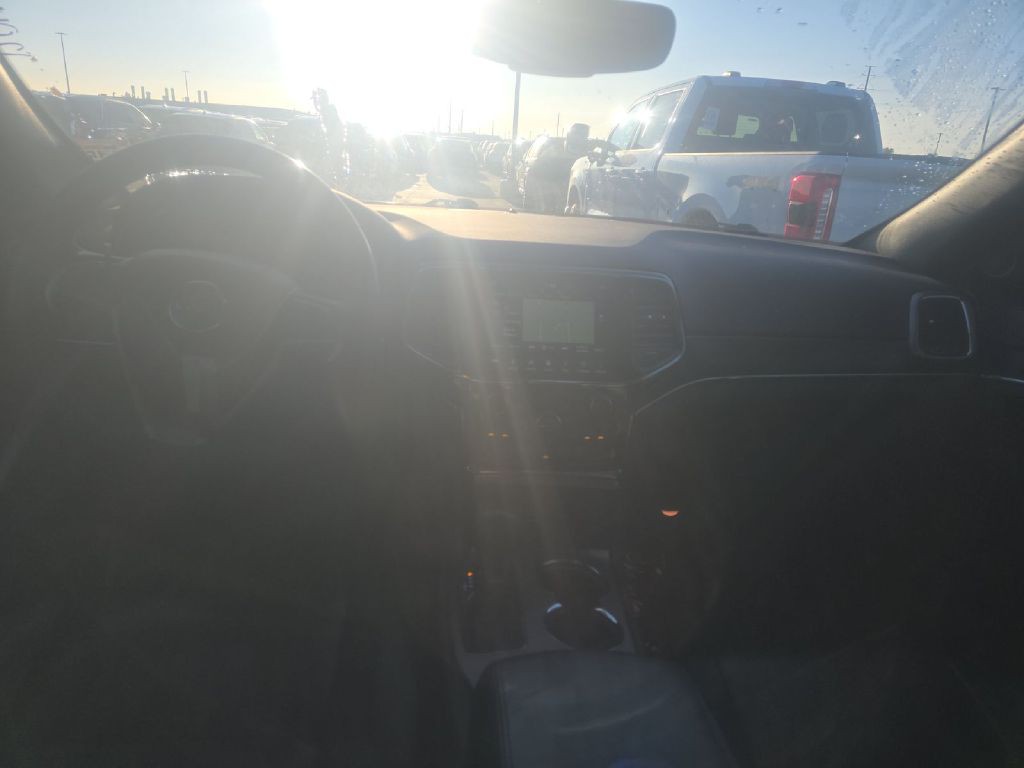 2019 Jeep Grand Cherokee Image 3