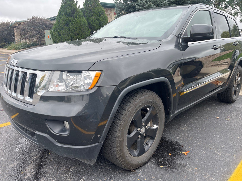 2011 Jeep Grand Cherokee Image 4