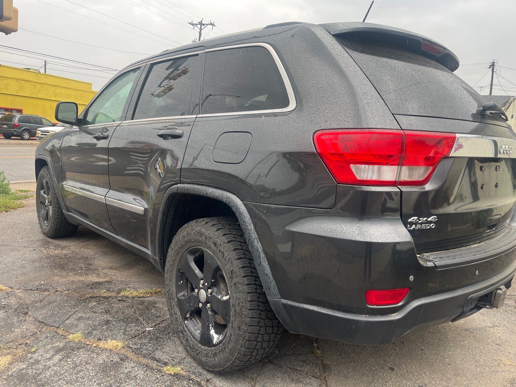 2012 Jeep Grand Cherokee Image 4