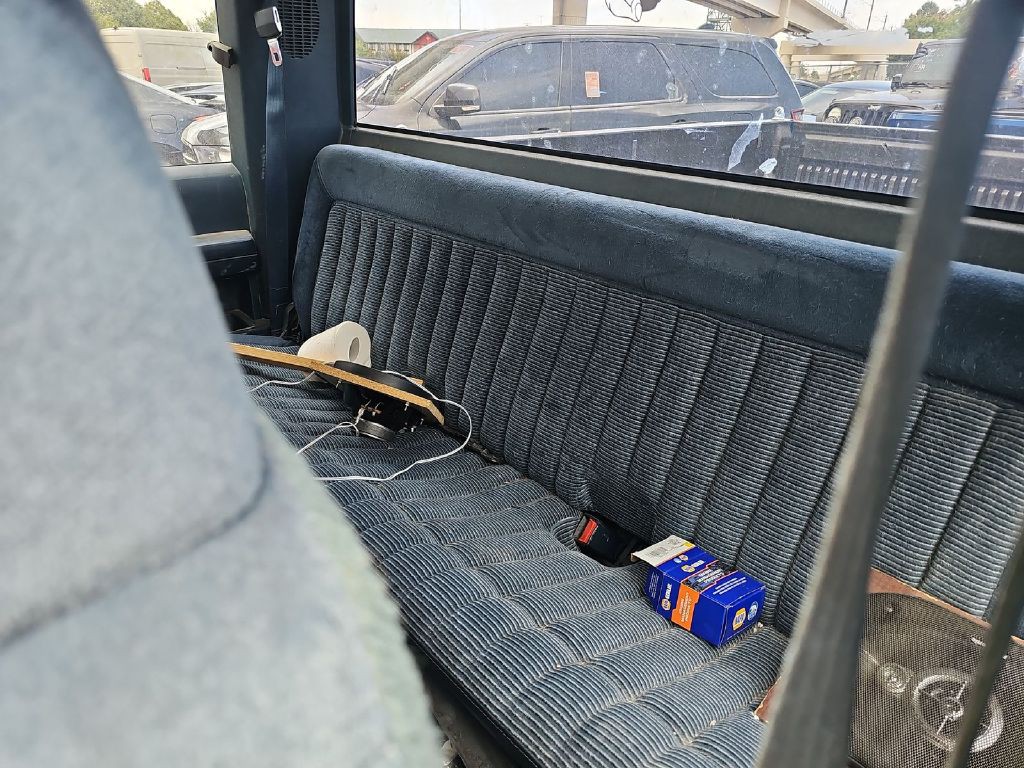 1992 Chevrolet C/K Image 4