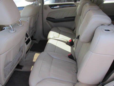 2015 Mercedes-Benz GL-Class Image 10
