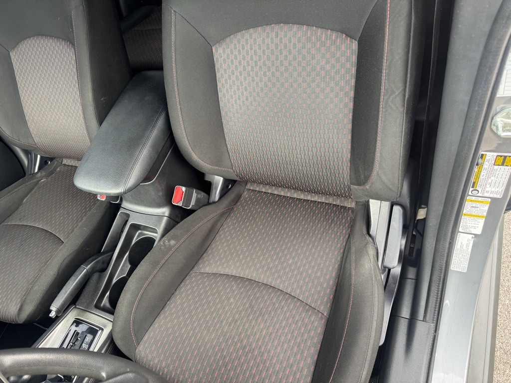 2018 Mitsubishi Outlander Image 12