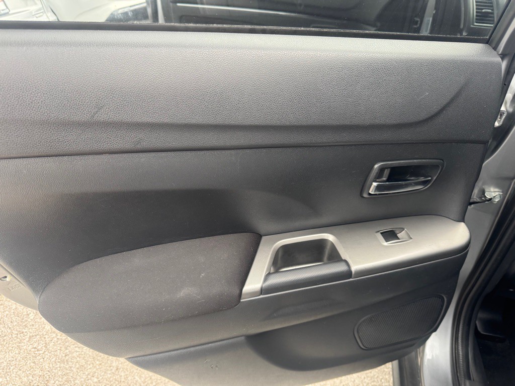 2018 Mitsubishi Outlander Image 20