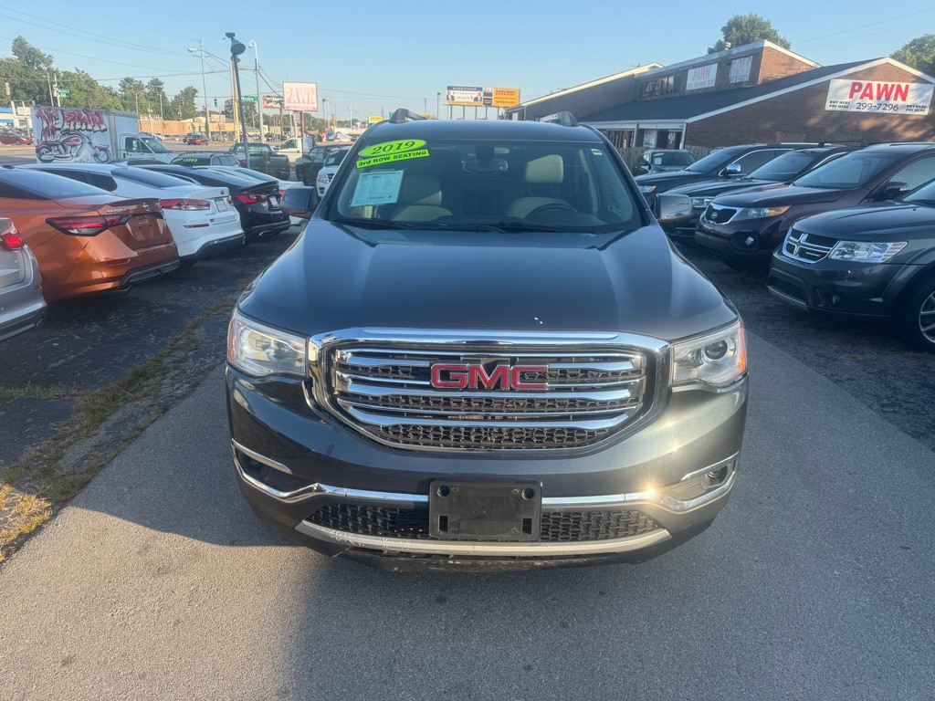2019 GMC Acadia Image 2