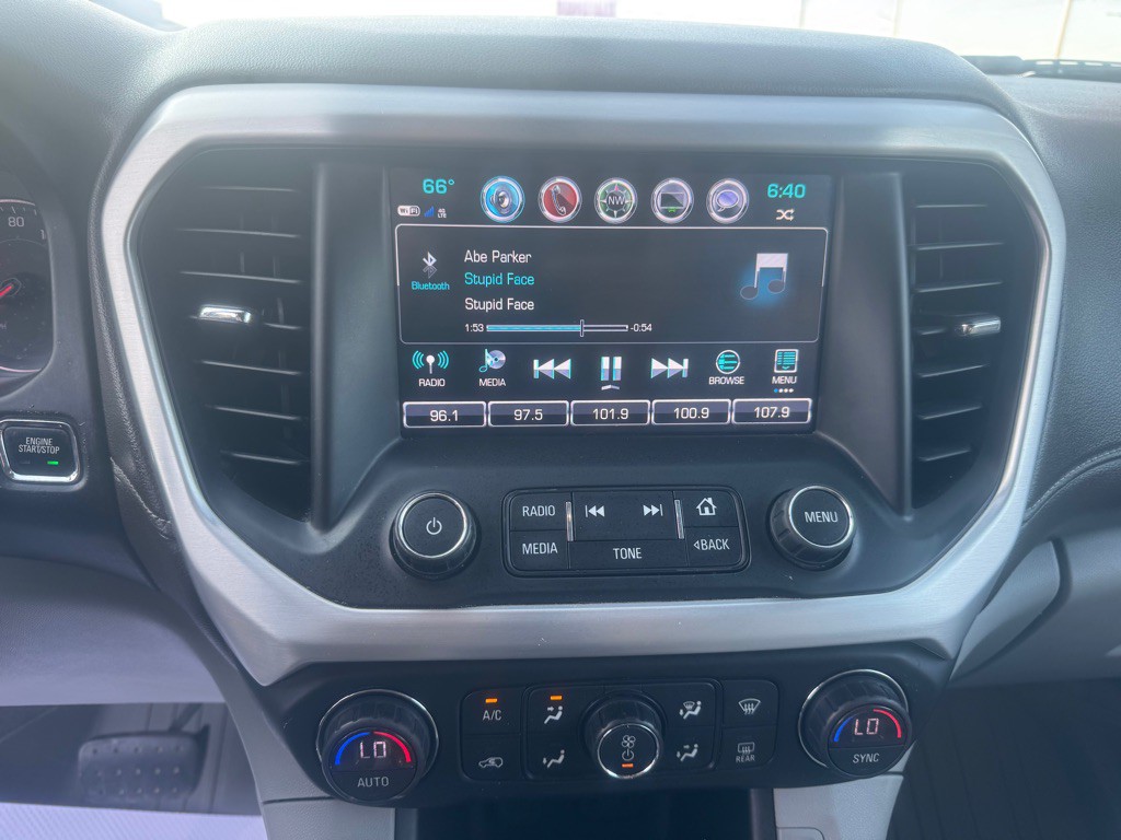 2019 GMC Acadia Image 16