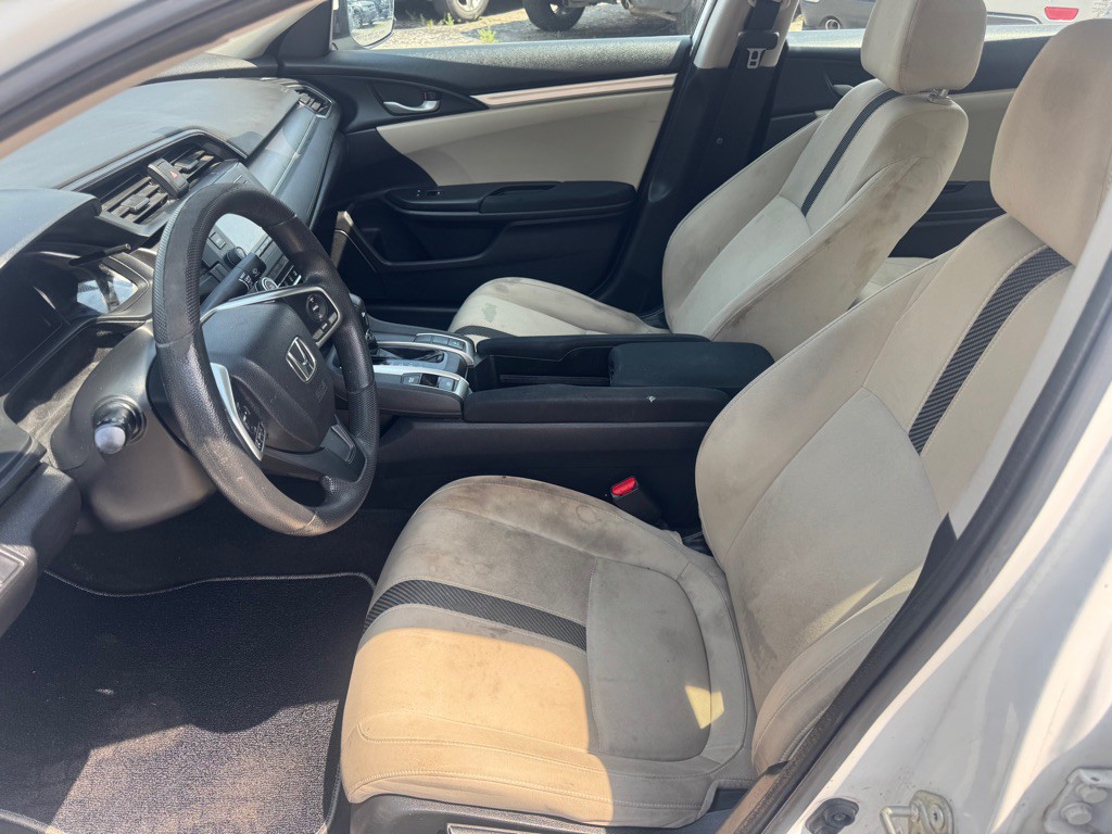 2016 Honda Civic Image 11