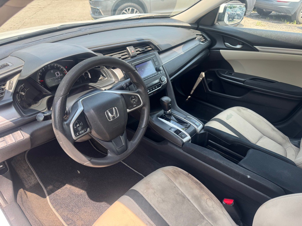 2016 Honda Civic Image 12