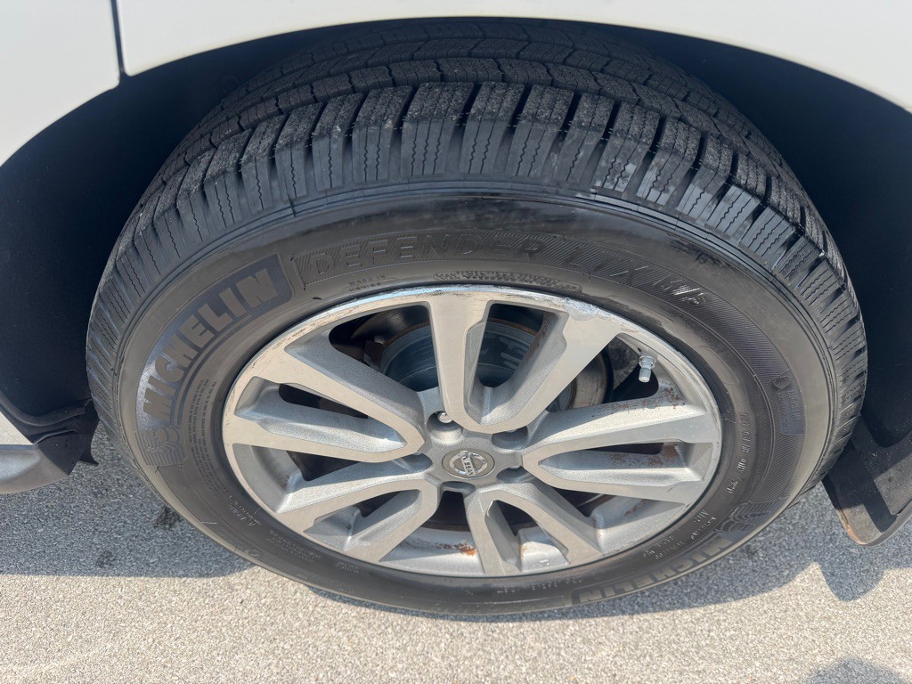 2016 Nissan Pathfinder Image 10