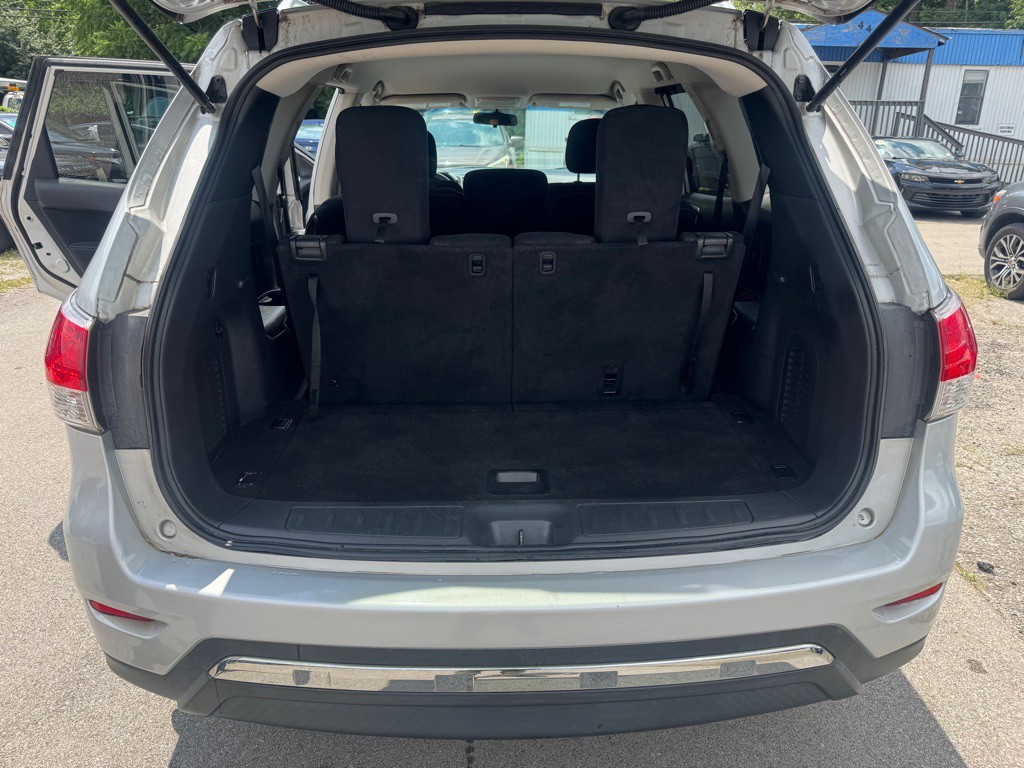 2016 Nissan Pathfinder Image 22