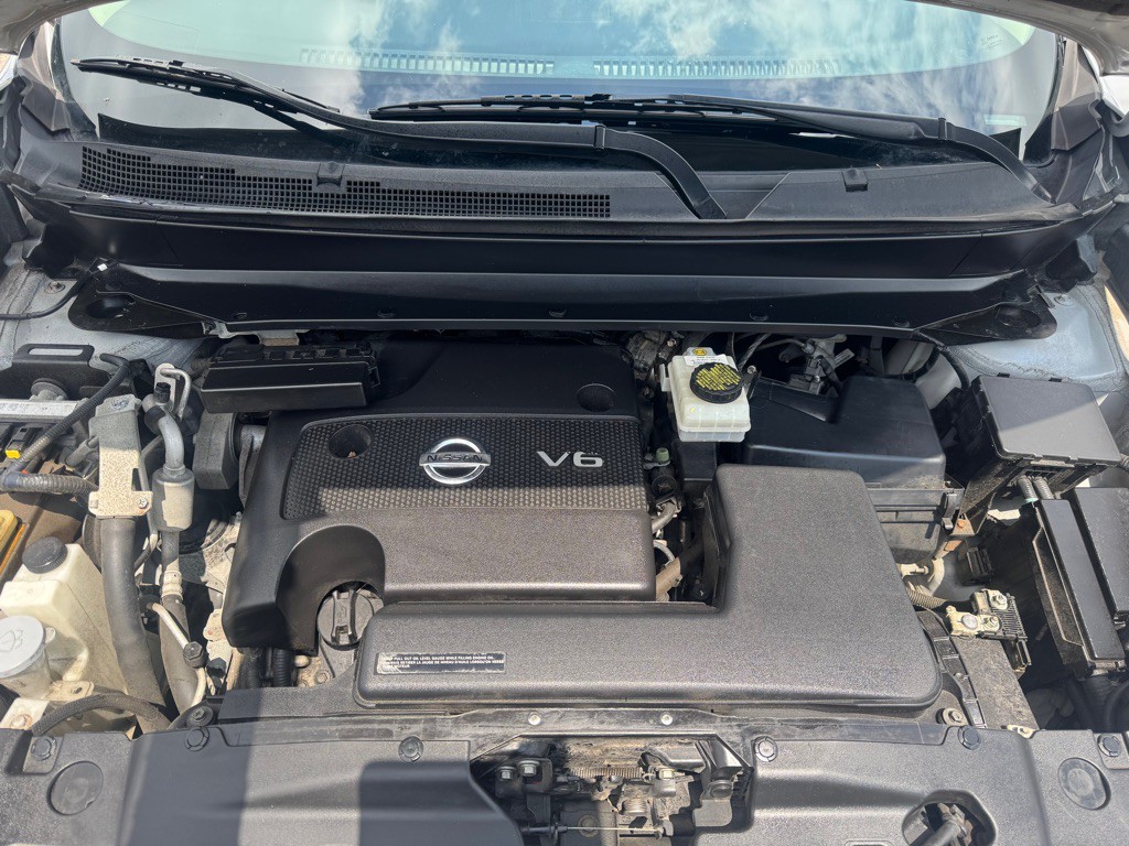 2016 Nissan Pathfinder Image 24