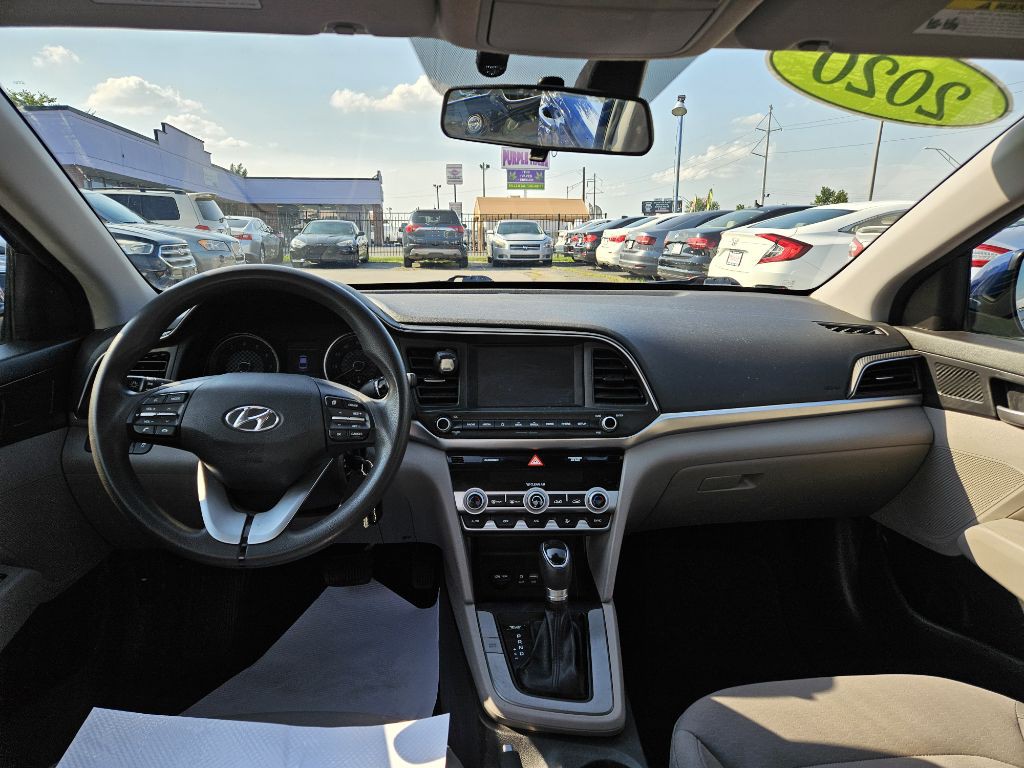 2020 Hyundai Elantra Image 16