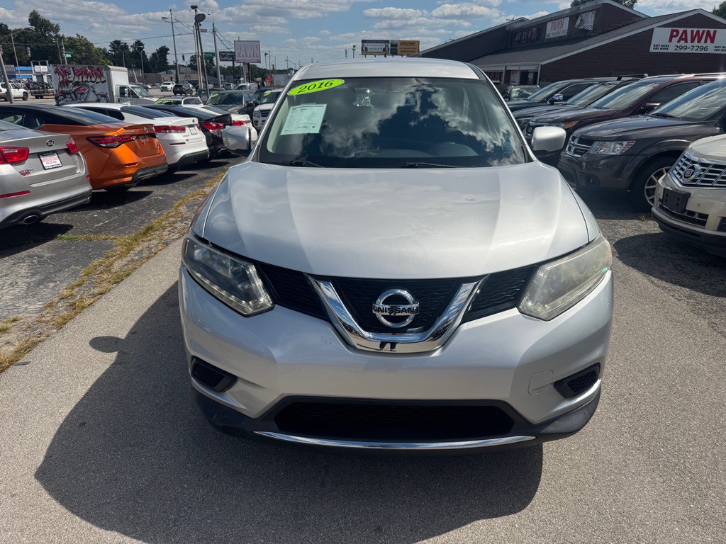 2016 Nissan Rogue Image 2